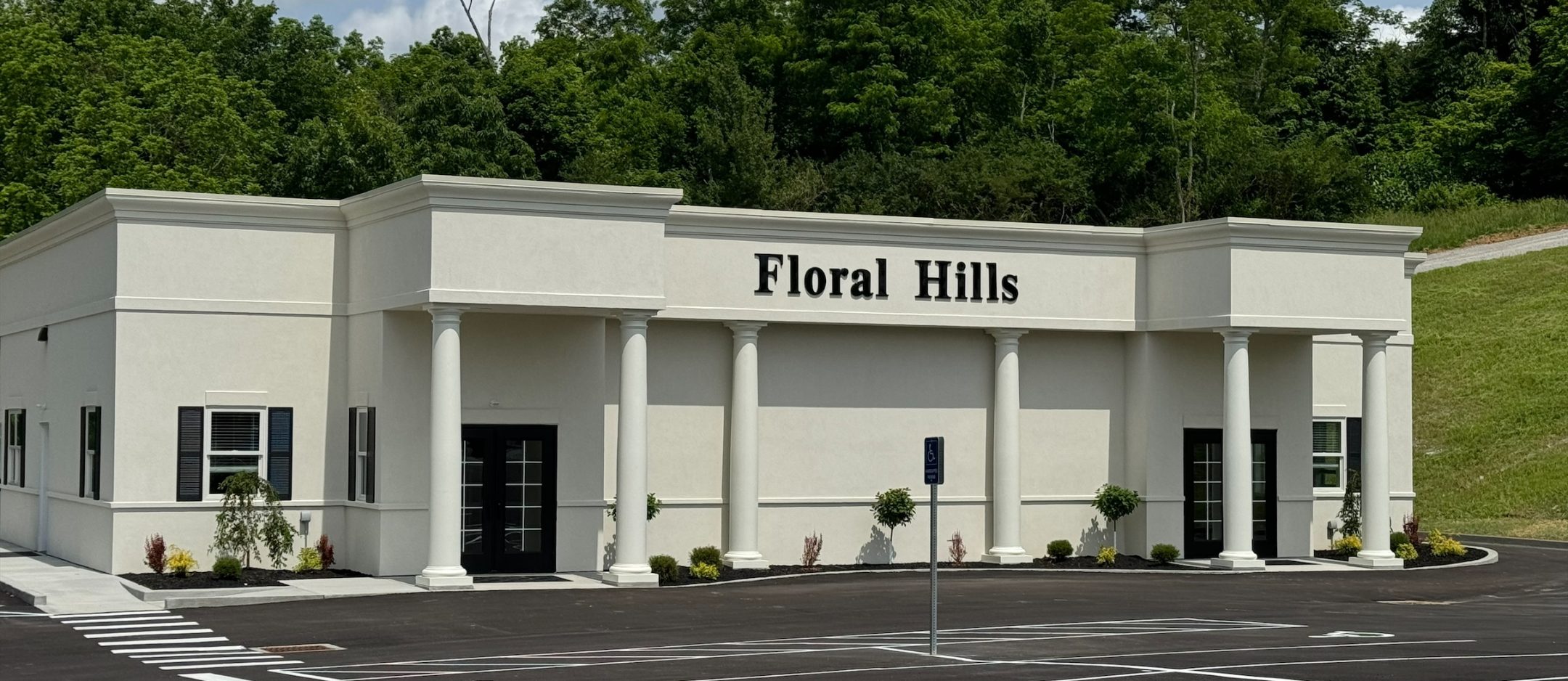 Floral Hills Memorial Gardens & Funeral Home