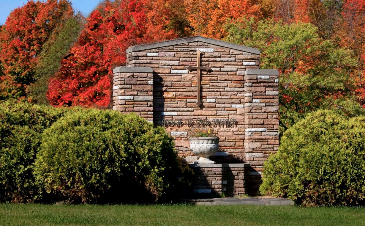 Floral View Memorial Gardens